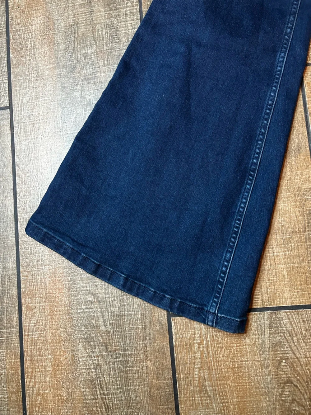 Free People Denim Slip On Flare Sz 31 / 17W / 33L